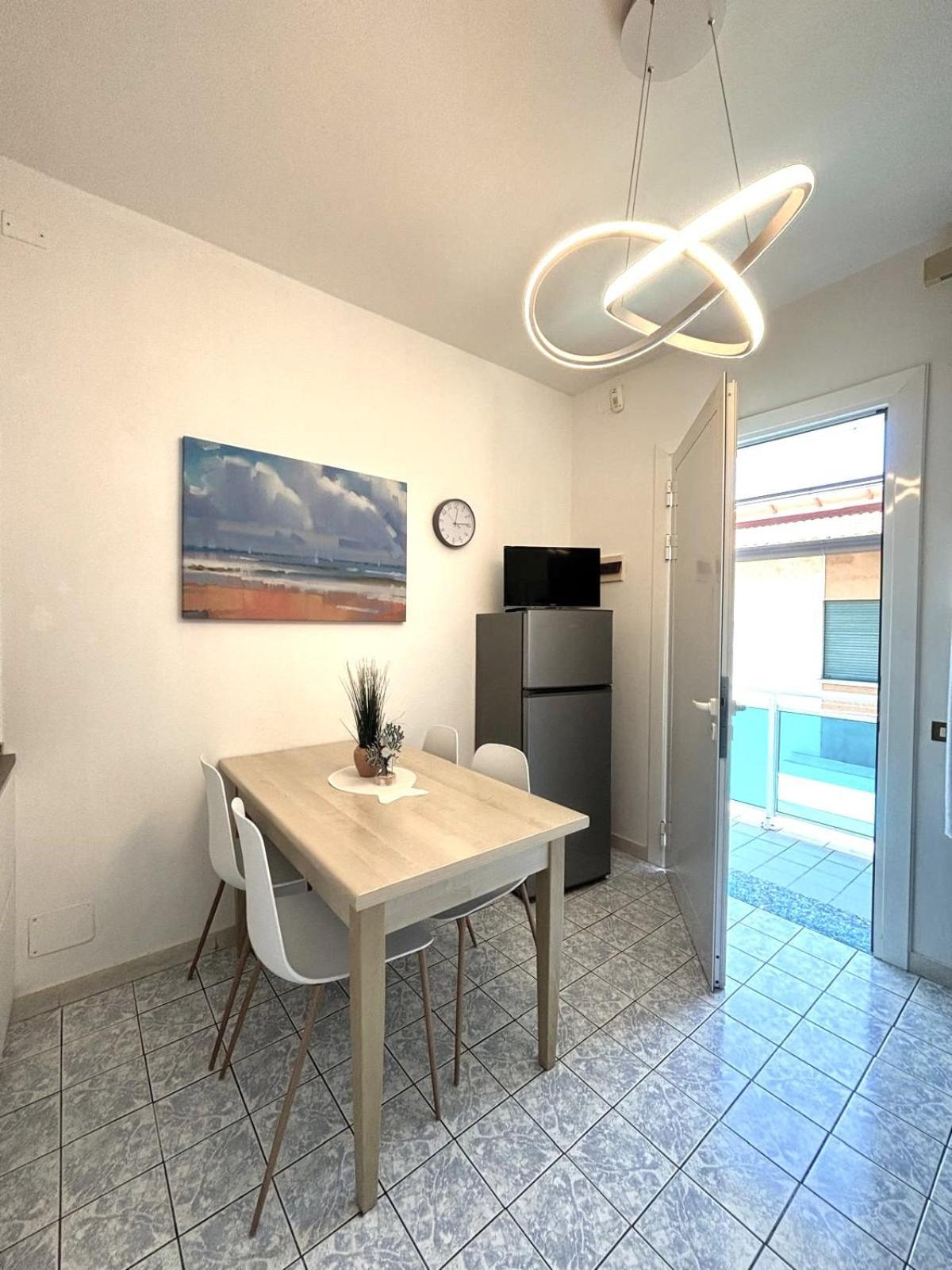Bilocali Casa De Lazzari - Piazza Brescia - Adria Holiday Jesolo - Family Apartments Exteriér fotografie